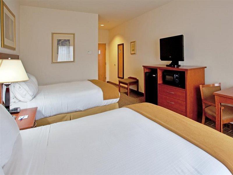 Holiday Inn Express & Suites - Hardeeville-Hilton Head By Ihg Exterior foto